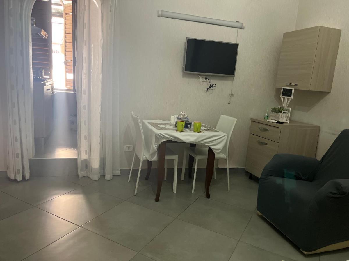 Lacasinadisofisa Apartment Наполи Екстериор снимка